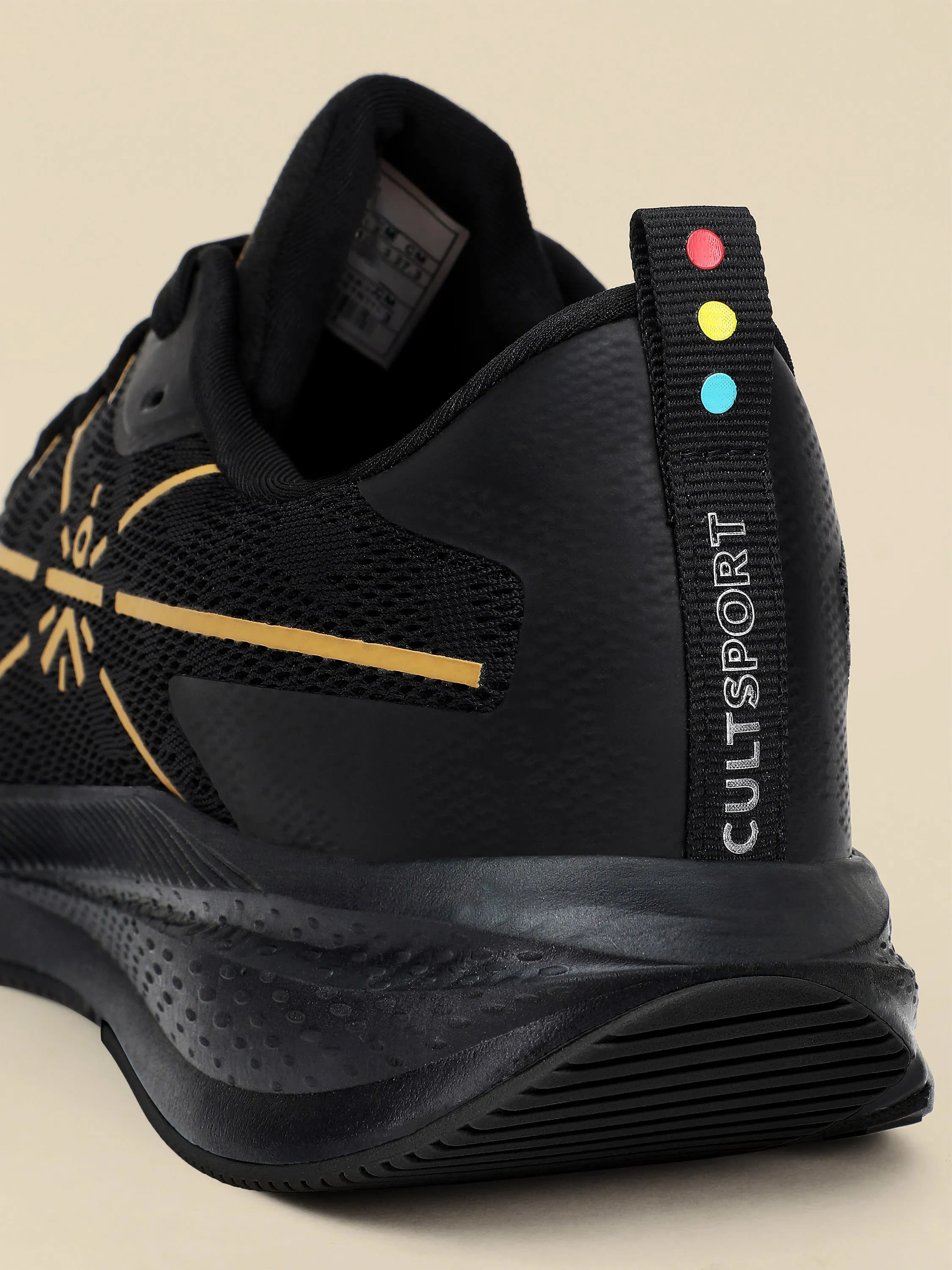 Flomo Men Running Shoes - Black/Gold