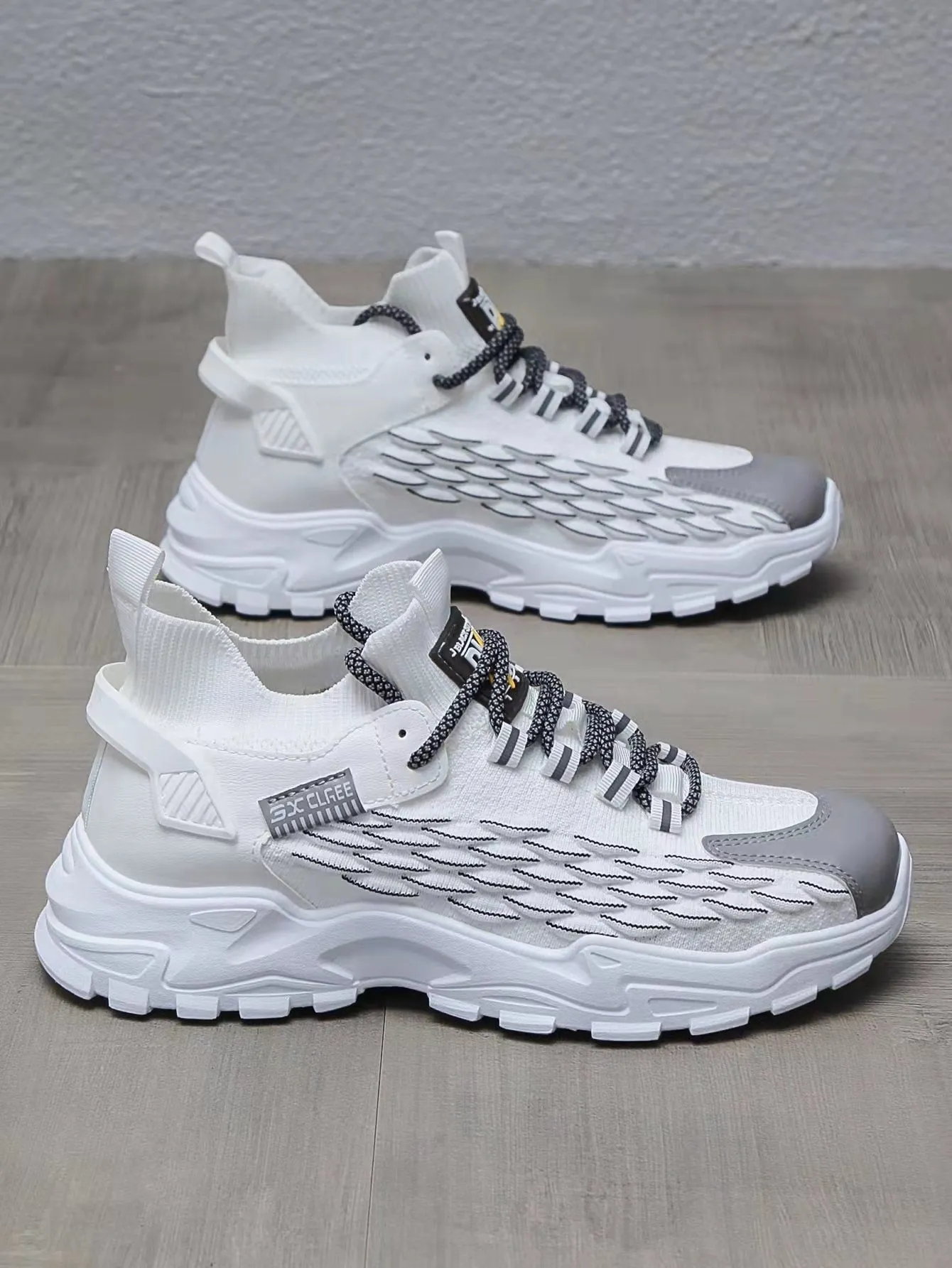 Men Colorblock Ribbed Lace-up Front Chunky Sneakers