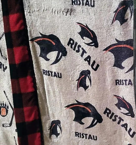 SHAKOPEE HOCKEY FUNDRAISER - Cozy Saber Blanket customizable (Closes 12/5/24)